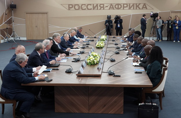 Władimir Putin na spotkaniu z przywódcami afrykańskich państw /ALEXEY DANICHEV / SPUTNIK / KREMLIN POOL /PAP/EPA