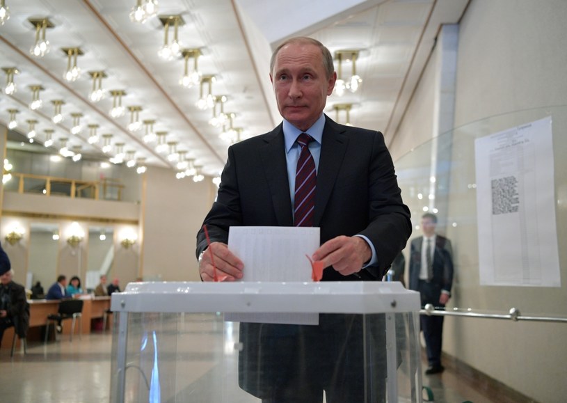 Władimir Putin oddał głos /Alexei DRUZININ /AFP