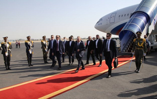 Władimir Putin po przylocie do Teheranu /	KONSTANTIN ZAVRAJIN / KREMLIN POOL / SPUTNIK / POOL /PAP/EPA