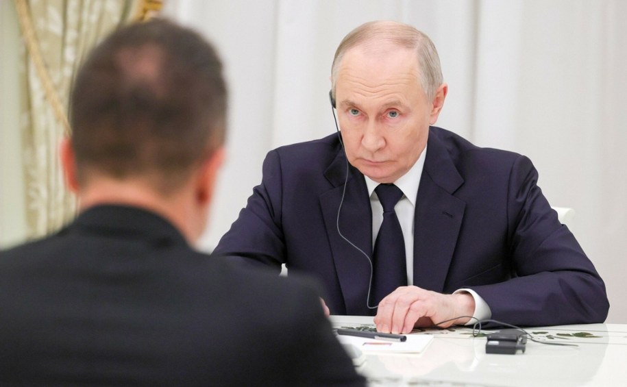 Władimir Putin przyjmuje węgierskiego ministra spraw zagranicznych /Rex Features/East News /East News
