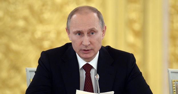 Władimir Putin szydzi z sankcji USA... /AFP