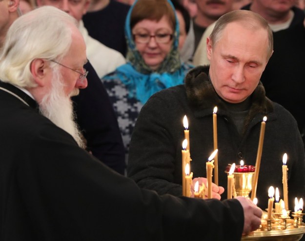 Władimir Putin w cerkwi /MIKHAEL KLIMENTYEV/SPUTNIK/KREMLIN POOL /PAP/EPA