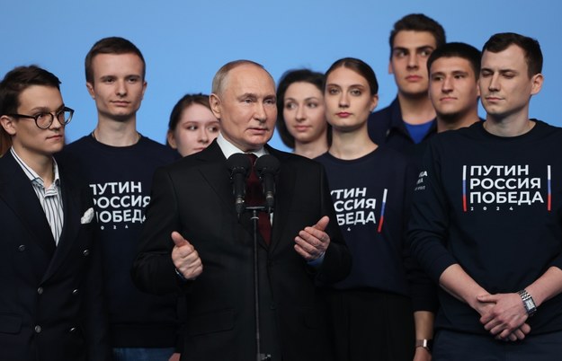 Władimir Putin ze swoimi doradcami /GAVRIIL GRIGOROV / SPUTNIK / KREMLIN POOL /PAP/EPA