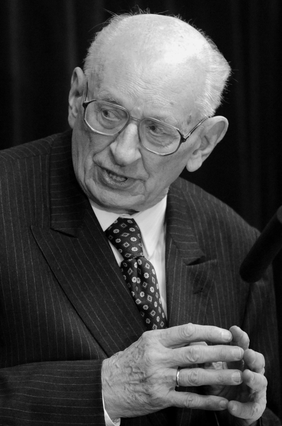 Władysław Bartoszewski /PAP/Grzegorz Jakubowski /PAP