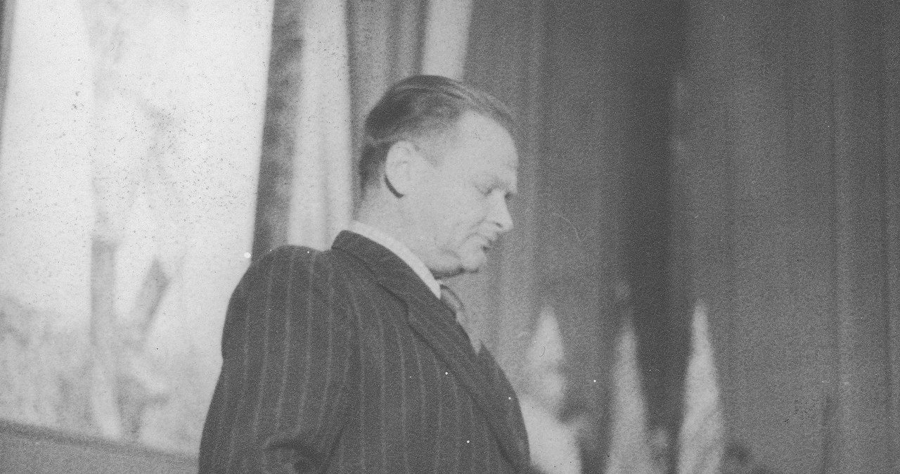 Władysław Broniewski w 1948 roku /Z archiwum Narodowego Archiwum Cyfrowego