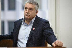 Władysław Frasyniuk z zarzutami. Nie przyznaje się do znieważenia żołnierzy