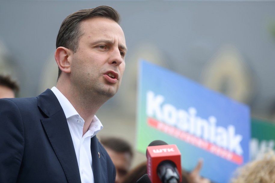 Władysław Kosiniak-Kamysz podczas konferencji prasowej w Poznaniu /Jakub Kaczmarczyk /PAP