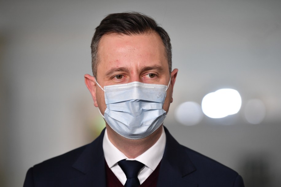 Władysław Kosiniak-Kamysz stwierdził, że pandemią zarządzają sondaże /Radek Pietruszka /PAP