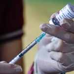 Władze Kastylii i Leonu wstrzymały szczepienia preparatem AstraZeneca