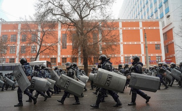Władze Kazachstanu: W czasie protestów zatrzymano 10 tys. osób
