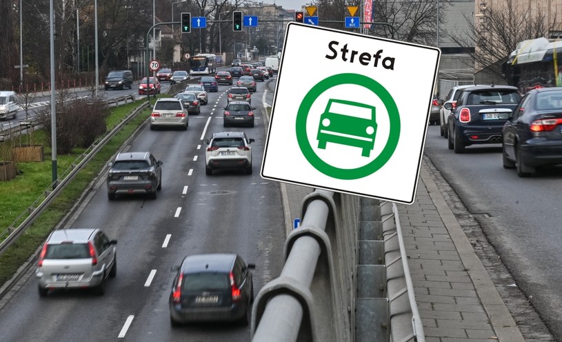 Władze Krakowa rozważają zmianę zasad wjazdu do Strefy Czystego Transportu /Getty Images