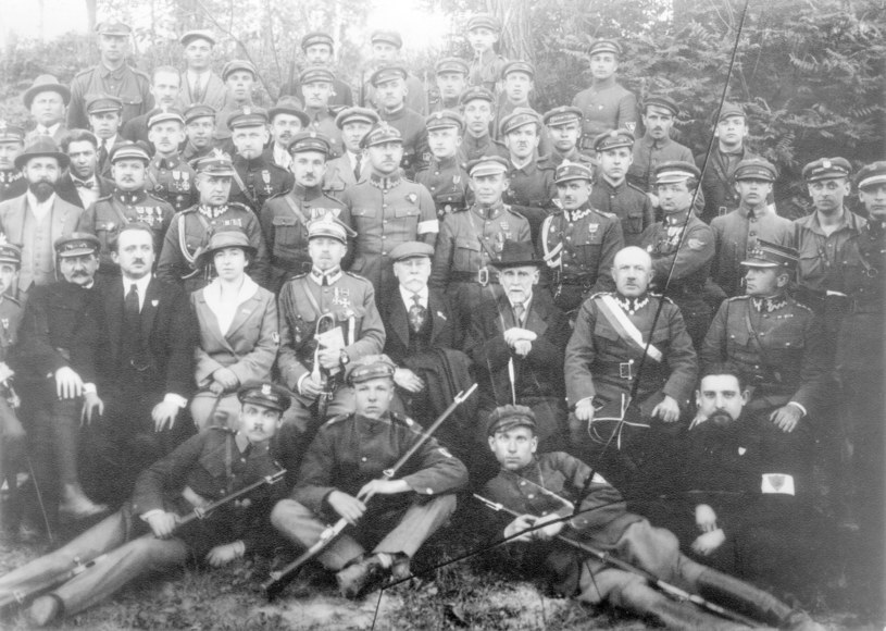 Władze miasta i obrońcy Lwowa (1919) /KARTA /Agencja FORUM