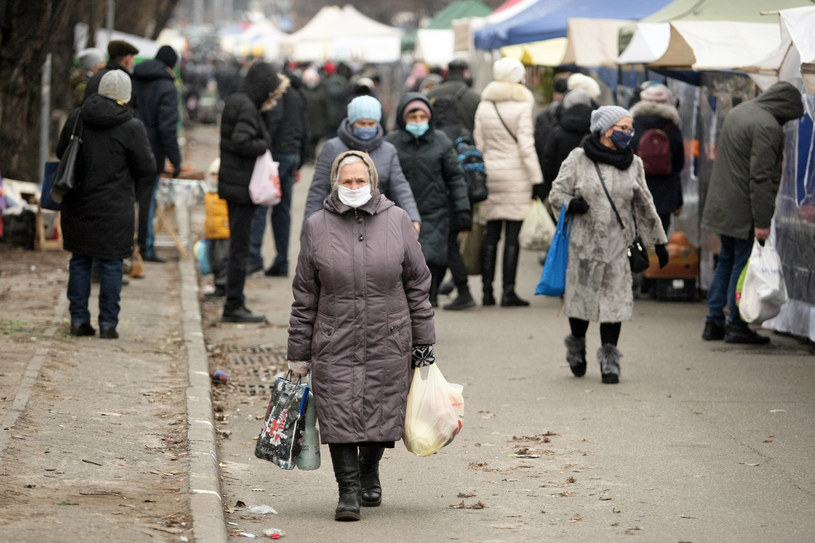 Władze Ukrainy łagodzą ograniczenia przeciwepidemiczne /Evgen Kotenko/ Ukrinform/Barcroft Media /Getty Images