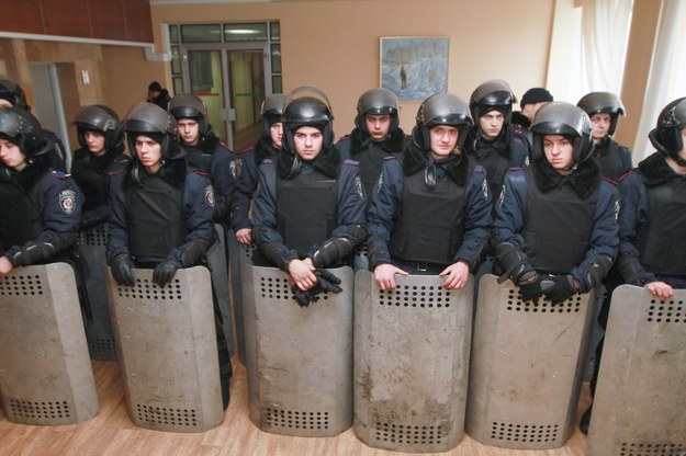 Władze Ukrainy twierdzą, że na Krym przybyć ma misja OBWE /PHOTOMIG /PAP/EPA