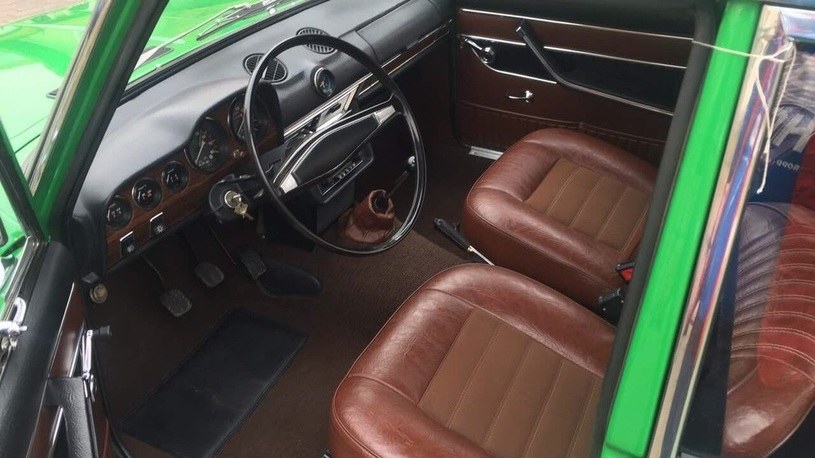 Właściciel samochodu chce za niego 3,5 miliona rubli /Przemysław Marzec /RMF FM