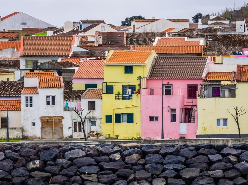 Właściciele pustych domów i mieszkań w Portugalii będą zmuszeni do ich wynajmu /123RF/PICSEL
