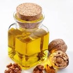Właściwości lecznicze oleju z orzechów włoskich