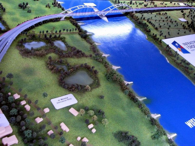 "Właściwy" most mieszkańcy mogą na razie oglądać na makiecie... / Fot. Tomasz Fenske, RMF FM /Tomasz Fenske  /RMF FM