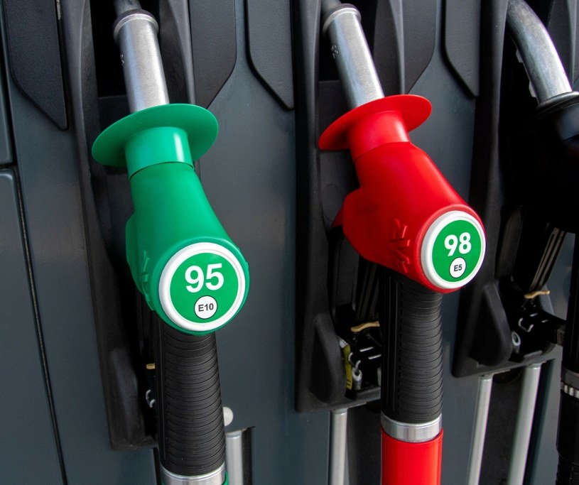 Właśnie na to czekają kierowcy. Benzyna może kosztować choćby 5,30 zł za litr