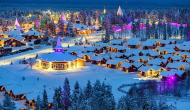 Właśnie ogłosili start lotów z Polski. Odwiedź św. Mikołaja i złap zorzę