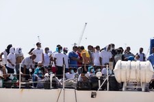 Włochy: 250 kolejnych migrantów przypłynęło na Lampedusę