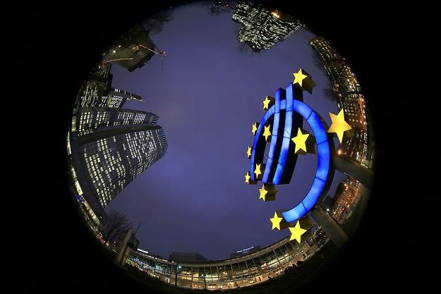 Włochy i Grecja opuszczą strefę euro /AFP