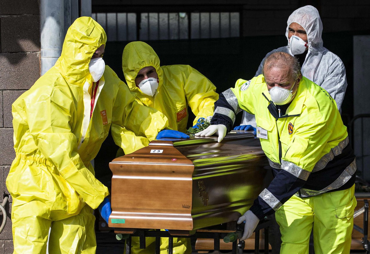 Włochy: Ponad 10 tys. ofiar koronawirusa. W ciągu doby zmarło prawie tysiąc osób