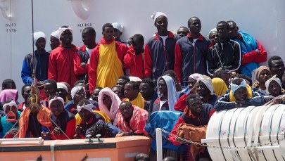 Włochy: Ponad 7 tys. uratowanych migrantów zmierza do portów