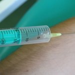 Włochy: Sąd wymierzył pierwszą karę dla antyszczepionkowców