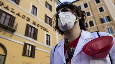 Włochy: U 18-latka, którego płuca zniszczył COVID-19, przeszczepiono oba organy