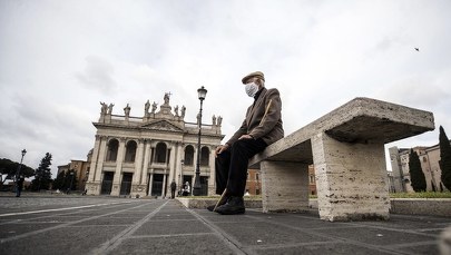 Włochy wchodzą w drugą fazę epidemii - koegzystencji z koronawirusem