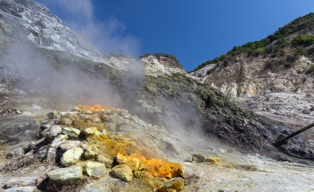 Włochy: Wstrząs sejsmiczny koło Neapolu