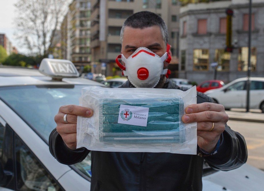 Włochy: Zmarło 578 osób zakażonych koronawirusem, bilans wzrósł do 21 645 /Andrea Fasani /PAP/EPA