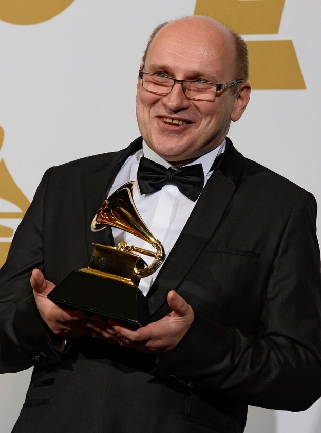 Włodek Pawlik z nagrodą Grammy /PAUL BUCK  /PAP/EPA