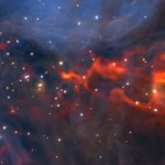 Włóknista sieć pasm w Wielkiej Mgławicy w Orionie