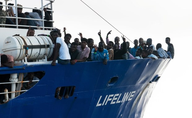 ​Włosi nie chcą statku z migrantami. Pomoc oferują Hiszpanie