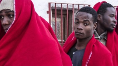 Włosi nie mają kontroli nad tożsamością uchodźców. "Wszystko może być zmyślone"