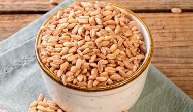 Włosi uwielbiają i jedzą zamiast ryżu. Ma orzechowy smak, dużo błonnika i nie podnosi cukru