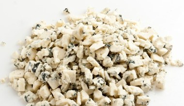 Włosi uwielbiają ten ser, jest aromatyczny i lekkostrawny. Działa przeciwzapalnie i wzmacnia kości