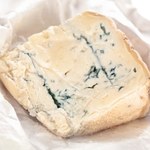 Włosi uwielbiają ten ser — jest aromatyczny i lekkostrawny. W Biedronce można kupić najtaniej