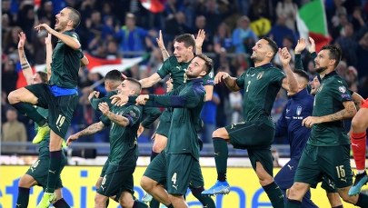 Włosi zagrają na Euro 2020. Dziś o awans zawalczą Polacy