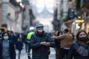 Włosi zmieniają podejście do epidemii. "Zarządzanie jak grypą"