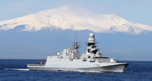 Włoska fregata płynie w kierunku Cypru. Odpowiedź na atak dronowy Iranu