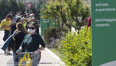 Włoska mafia rozdaje żywność biednym. "Wykorzystuje ubóstwo, by rekrutować ludzi"