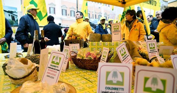 Włoska organizacja Coldiretti broni swojego rynku /AFP