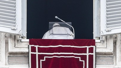 Włoska prasa: Papież został poddany testom na koronawirusa 