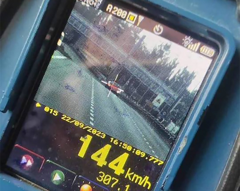 Włoski pojazd poruszał się z prędkością 144 km/h /Policja