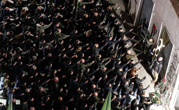 Włoski sąd dał zielone światło salutowi rzymskiemu