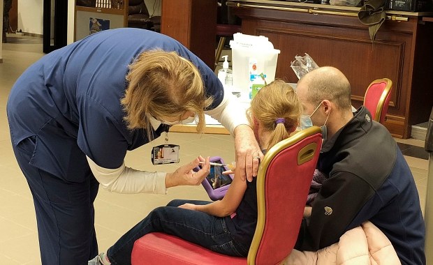 Włoski stan wyjątkowy będzie przedłużony do marca. „Zakażenia rosną”