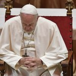 Włoskie media: Papież przeszedł operację usunięcia zaćmy